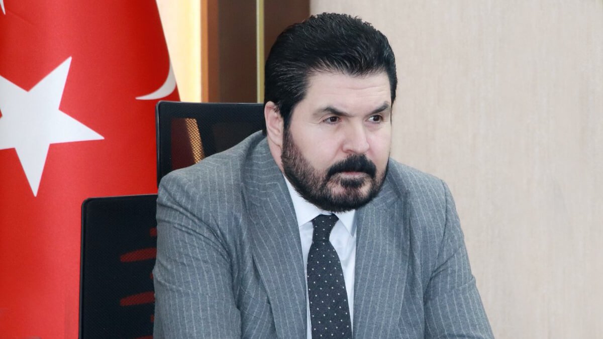 Ağrı Belediye Başkanı Savcı Sayan'ın Kovid-19 testi pozitif çıktı