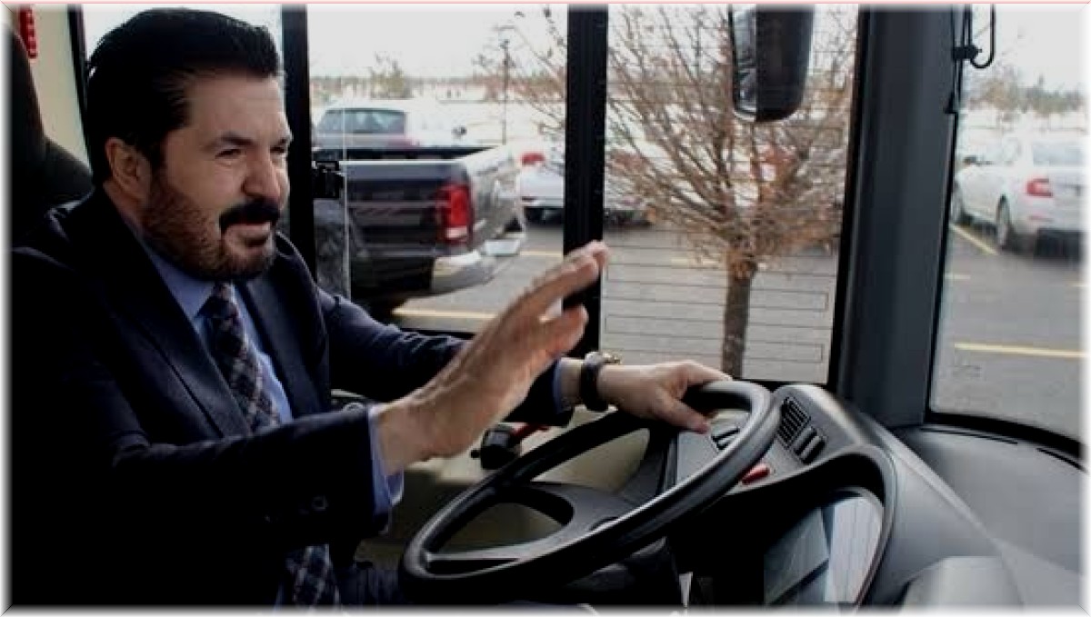 Ağrı Belediyesi bünyesine 10 araç daha kattı