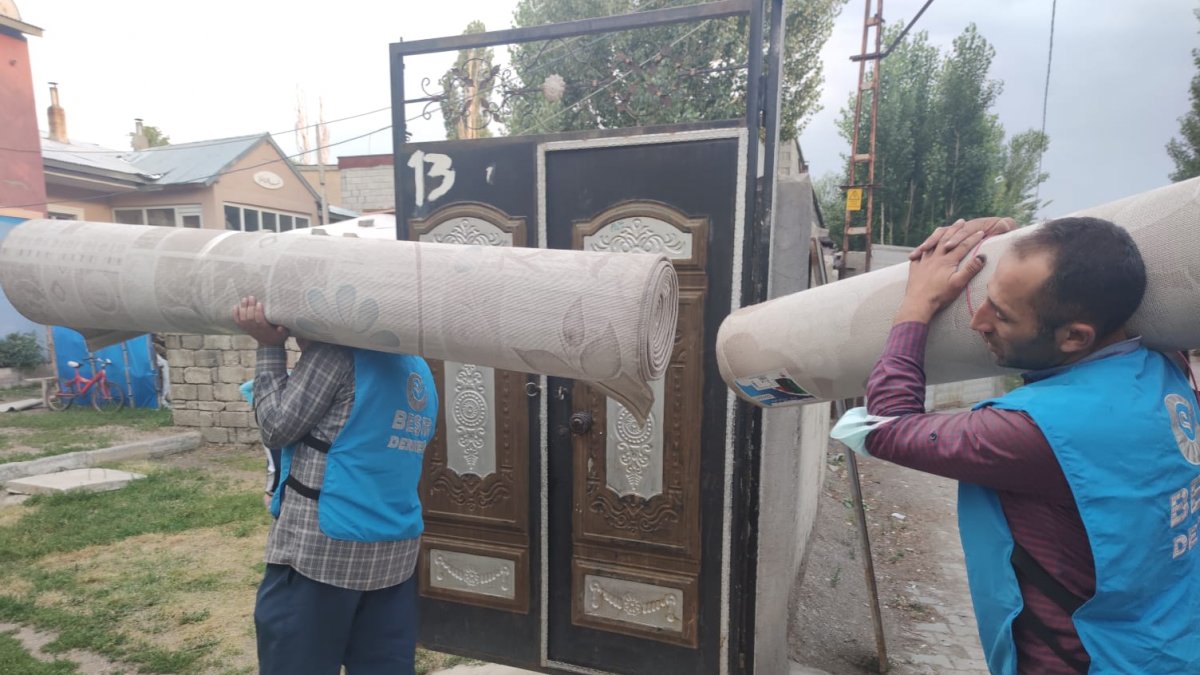 Ağrı Beşir derneği gönüller yapmaya devam ediyor