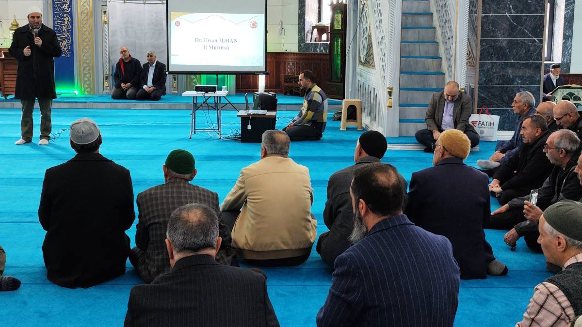 Ağrı'da 2026 hacı adayları için eğitim semineri düzenlendi