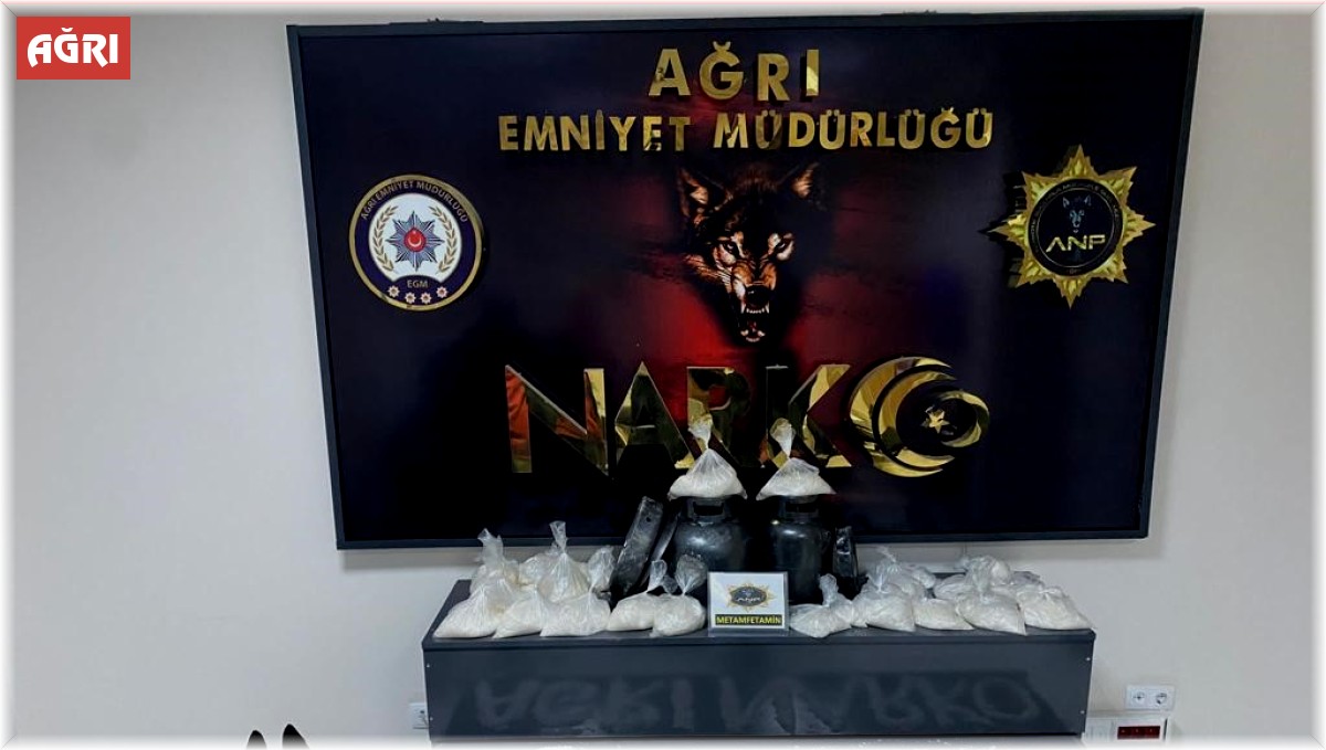 Ağrı'da 28 paket metamfetamin ele geçirildi