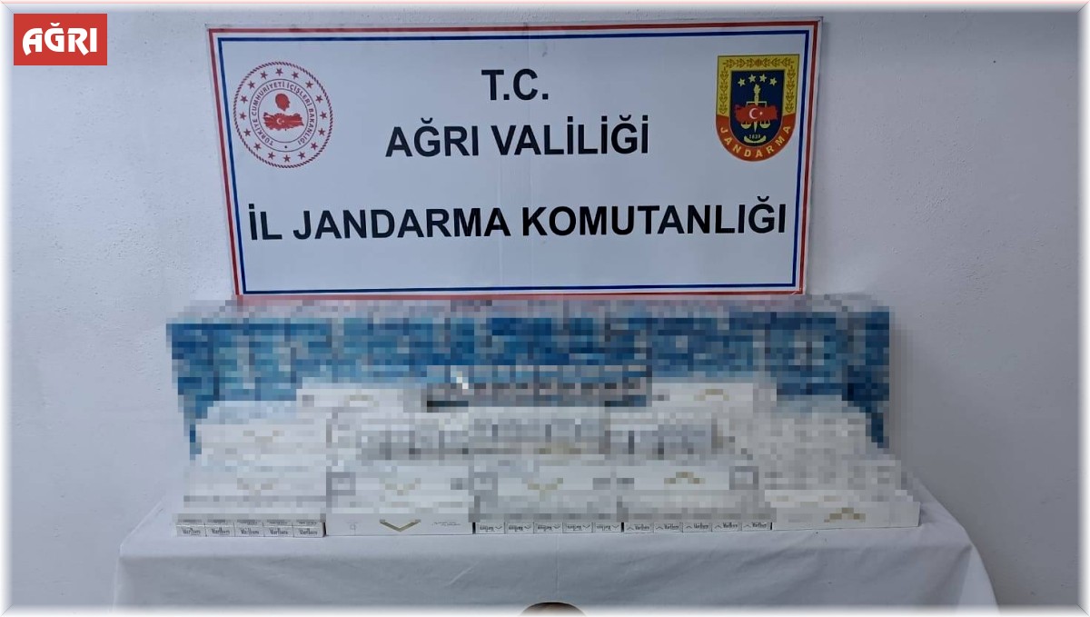 Ağrı'da 3 tırda kaçak akaryakıt ve sigara ele geçirildi