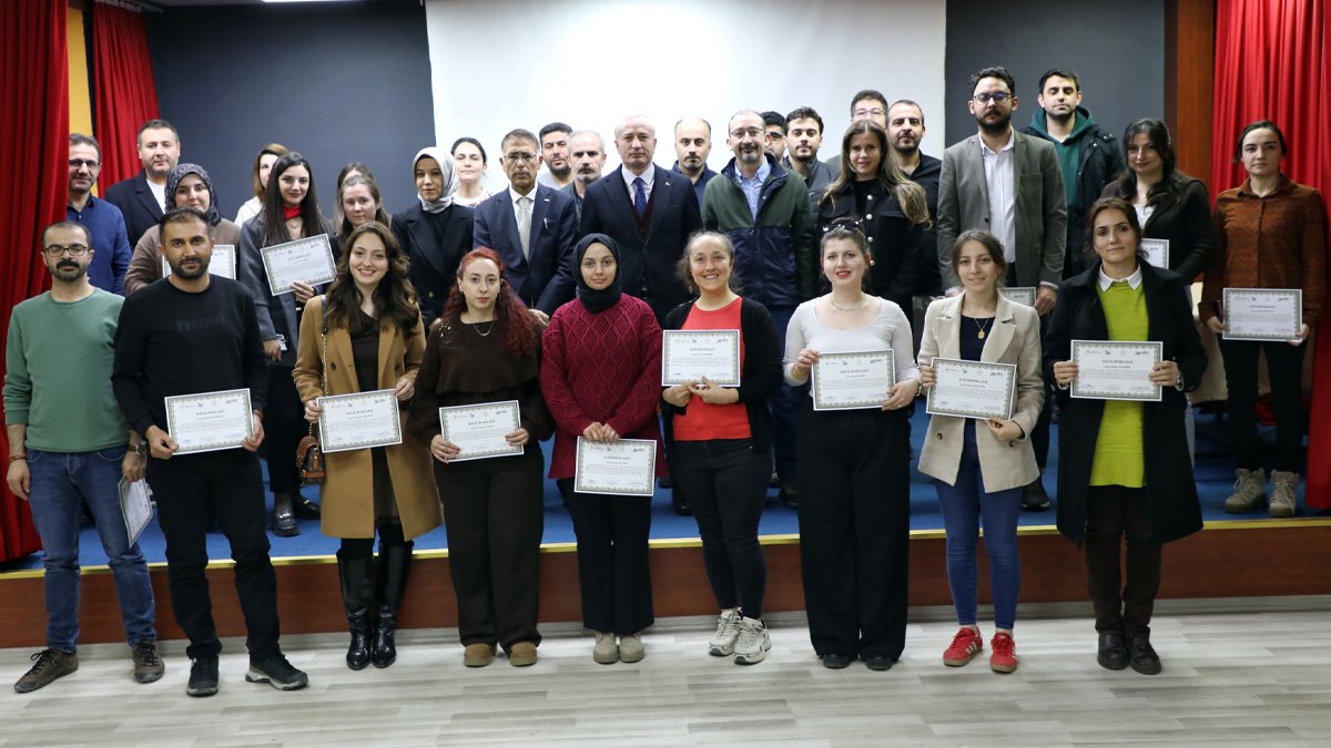 Ağrı'da 30 öğretmene 18 saatlik 3 boyutlu yazıcı eğitimi