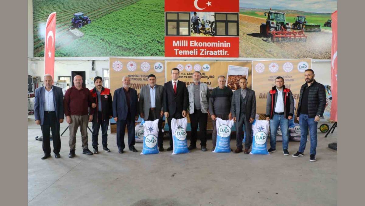 Ağrı'da 400 Çiftçiye 200 Ton Sertifikalı Buğday Tohumu Dağıtıldı
