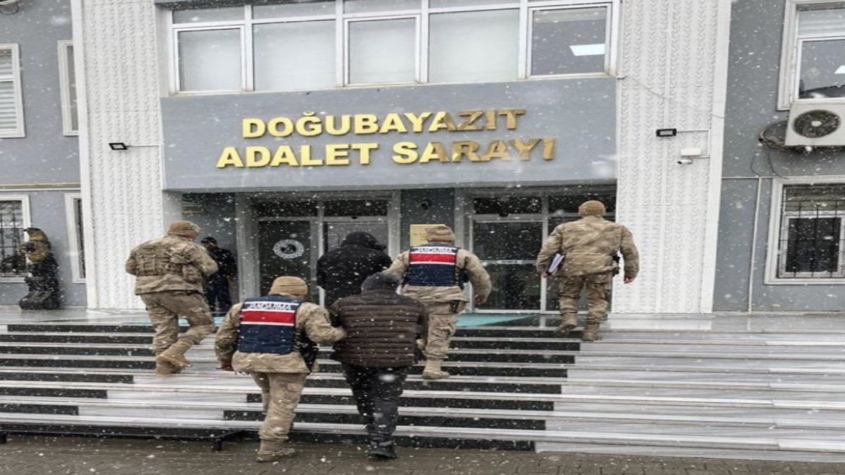 Ağrı'da 67 düzensiz göçmen yakalandı