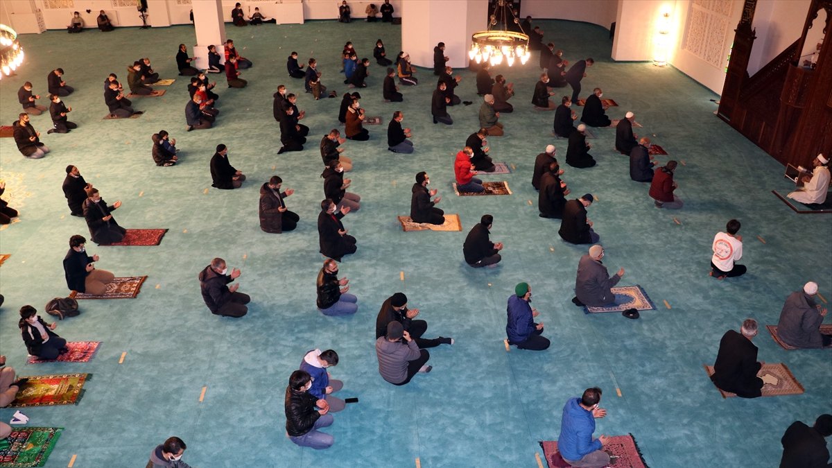 Ağrı 'da Berat Kandili idrak edildi