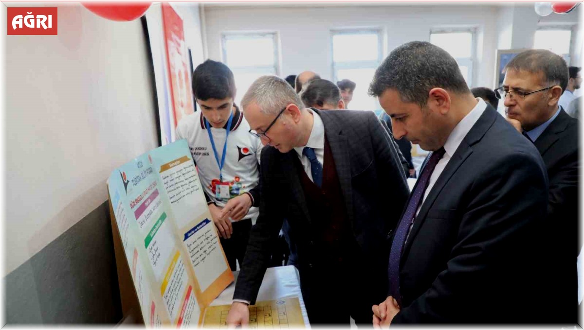 Ağrı'da Bilimsel Keşiflerin Önünü Açan TÜBİTAK 4006 Bilim Fuarı Heyecanı