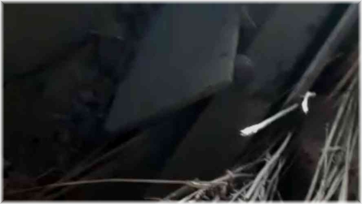 Ağrı'da bir evin odası çöktü, aile şok oldu