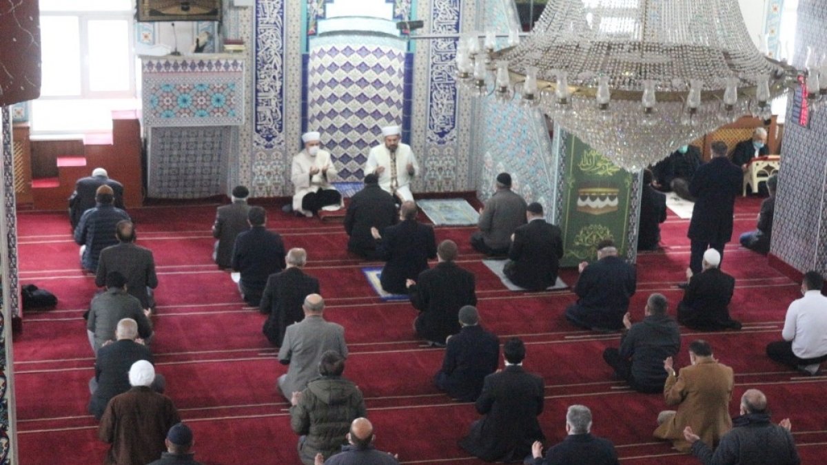 Ağrı'da Çanakkale Şehitleri için Mevlid-i Şerif programı düzenlendi