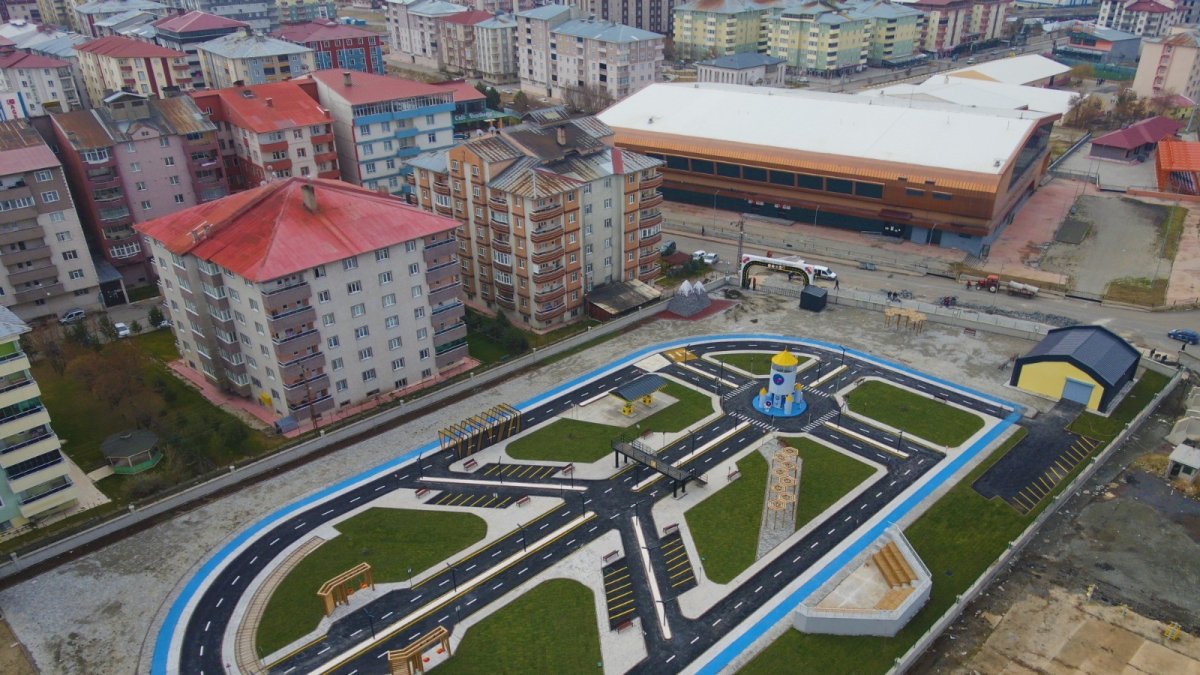 Ağrı'da Çocuk Trafik Eğitim Parkı tamamlanarak hizmet için gün sayıyor