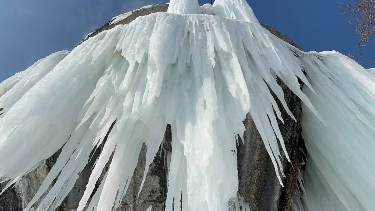 Ağrı'da dondurucu soğuk etkisini sürdürüyor