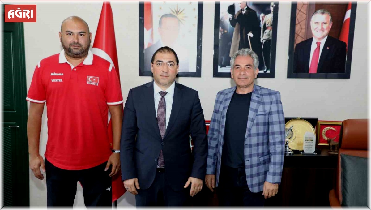 Ağrı'da "Fabrika Voleybol Okulu" açılıyor