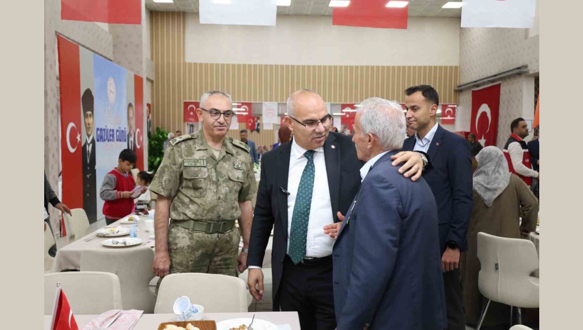 Ağrı'da gaziler onuruna yemek programı