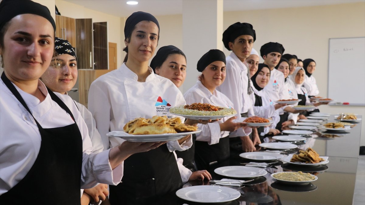 Ağrı'da geleceğin mutfak şefleri yetişiyor