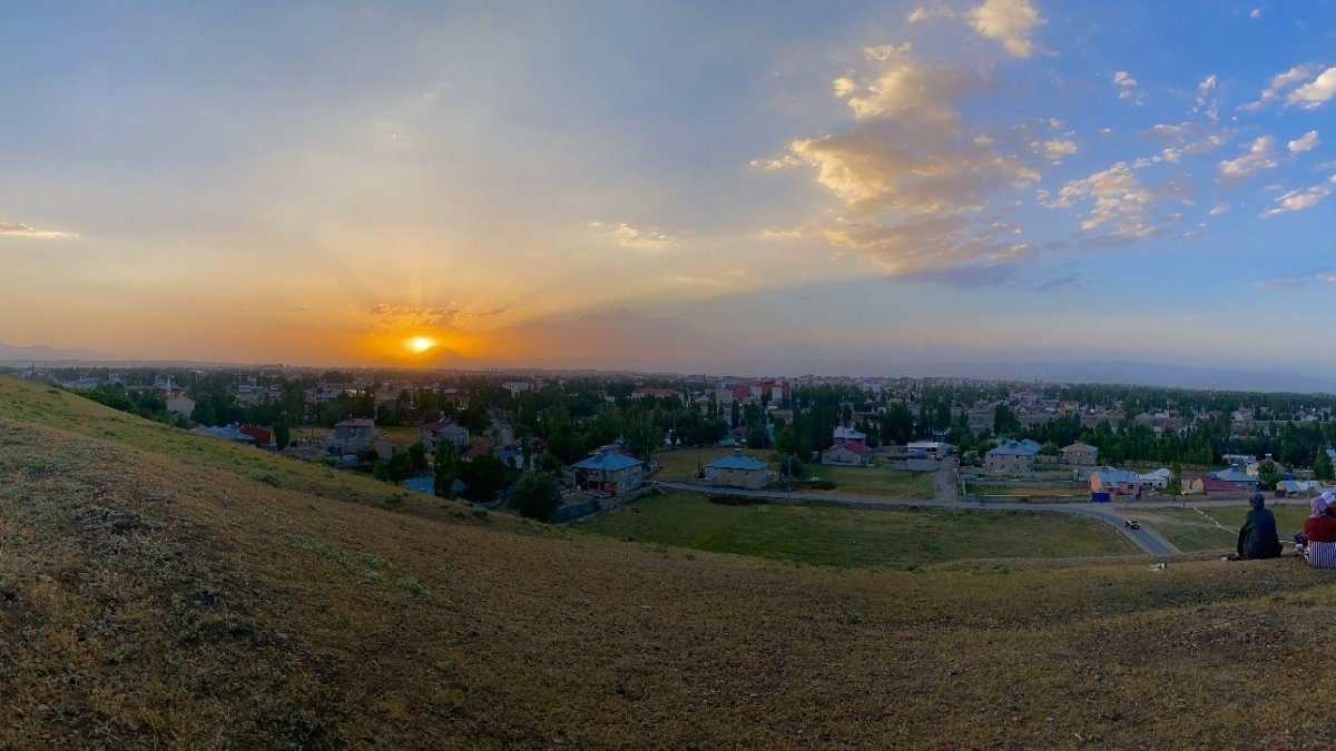 Ağrı'da göz kamaştıran gün batımı