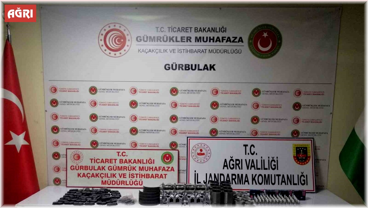 Ağrı'da gümrük kaçağı araba parçaları ele geçirildi