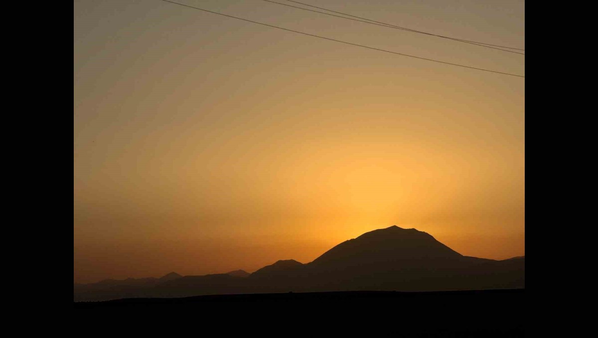 Ağrı'da gün batımı görsel şölen oluşturdu
