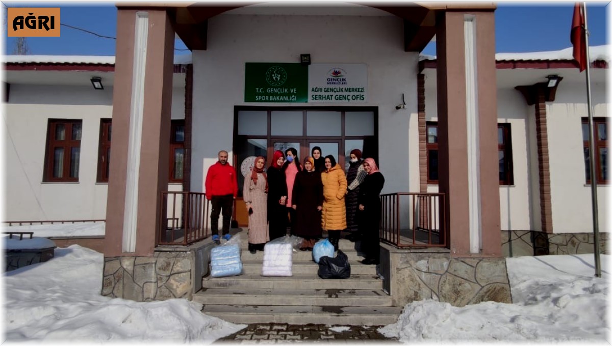 Ağrı'da "Hünerli Eller Sıcak Yüreklerde" projesi