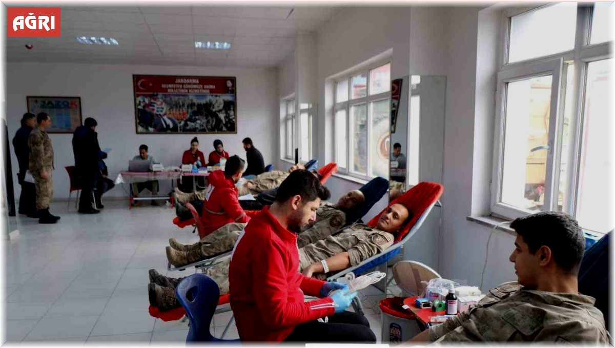 Ağrı'da Jandarmadan Kızılay'a kan desteği