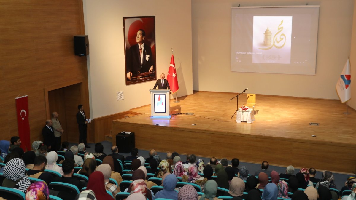 Ağrı'da Kadir Gecesi programı düzenlendi