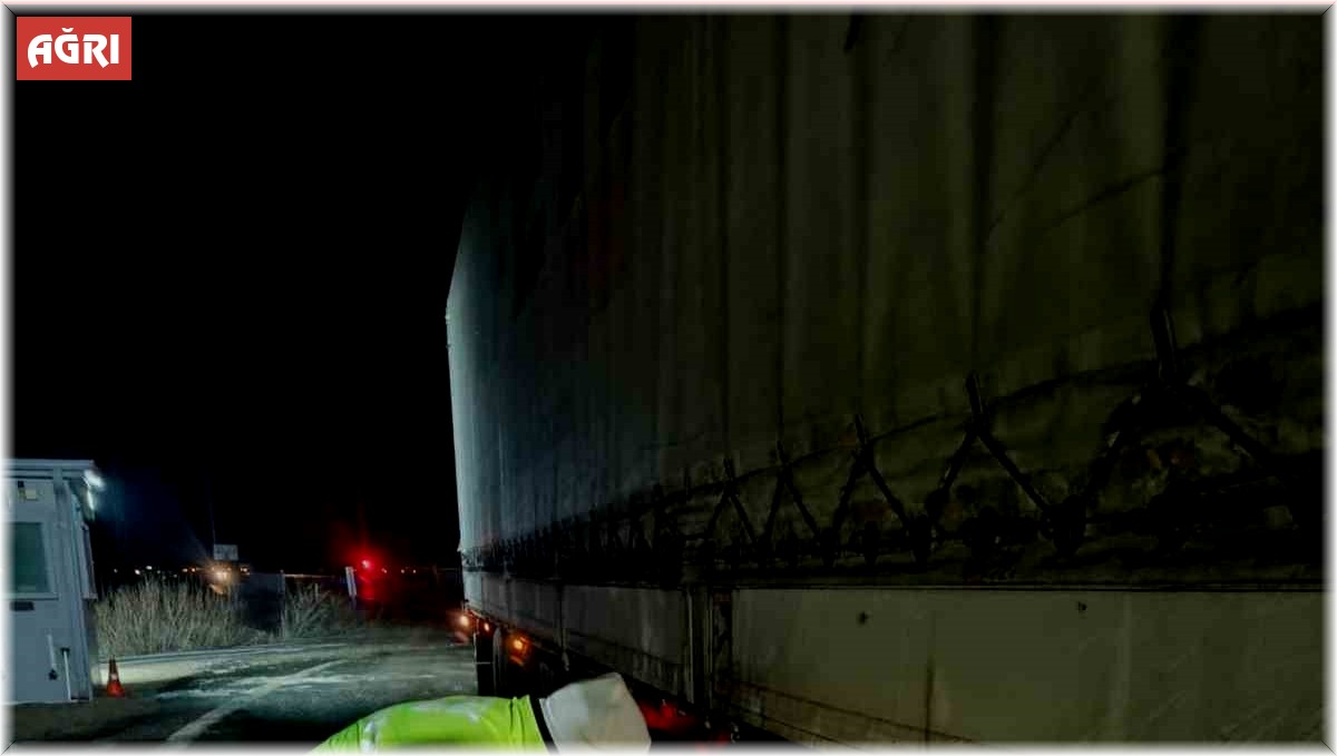 Ağrı'da kış lastiği denetimi yapıldı