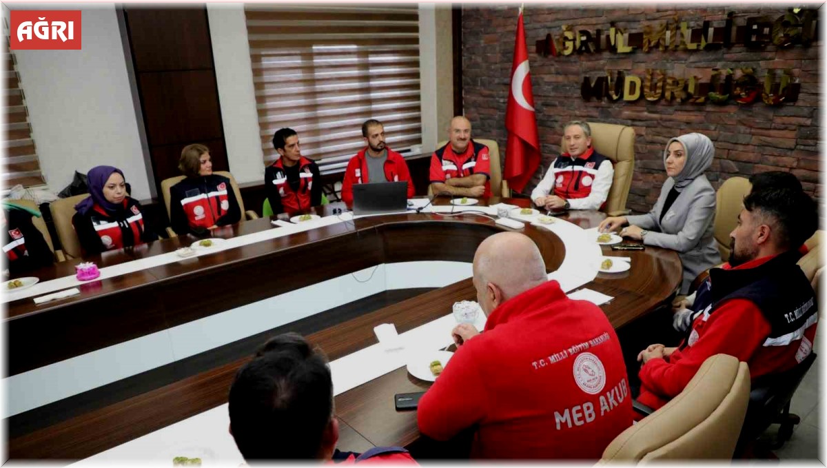 Ağrı'da MEB AKUB ekip üyelerine afet farkındalık eğitimi