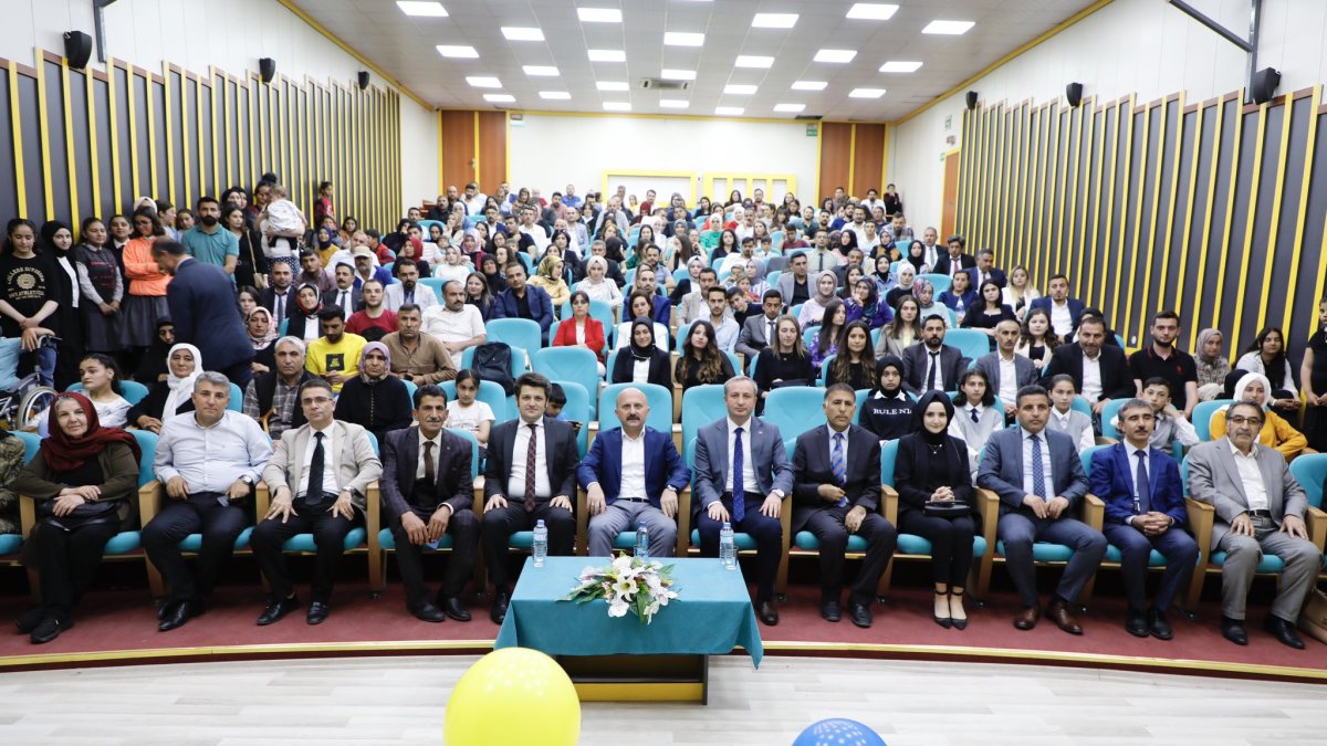 Ağrı'da öğrenciler toplam 2 milyon 11 bin 246 kitap okudu