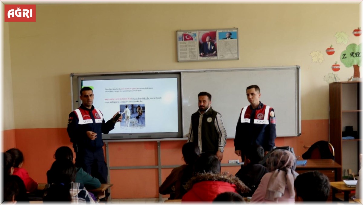 Ağrı'da öğrencilere doğa ve hayvan sevgisi anlatıldı