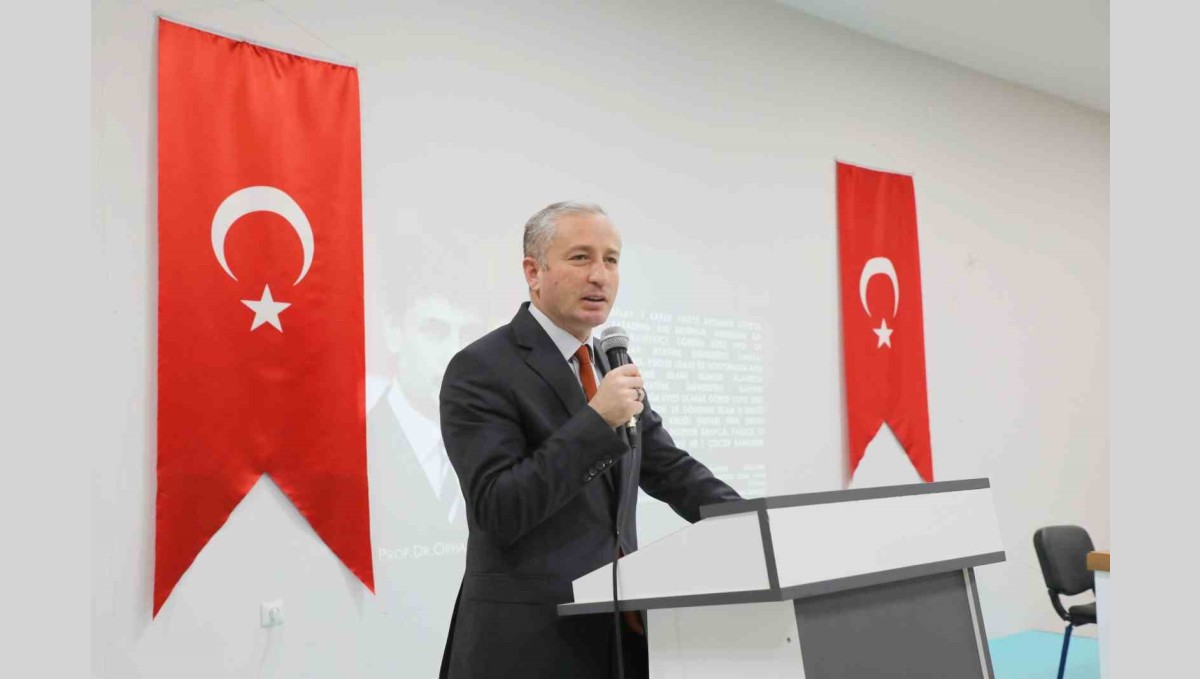 Ağrı'da öğretmenlere yönelik meslekî gelişim semineri düzenlendi