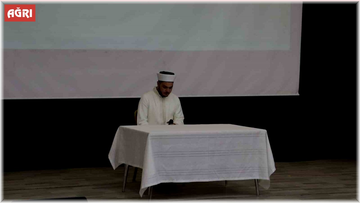 Ağrı'da "Peygamberimiz, İman ve İstikamet" konulu konferans düzenlendi