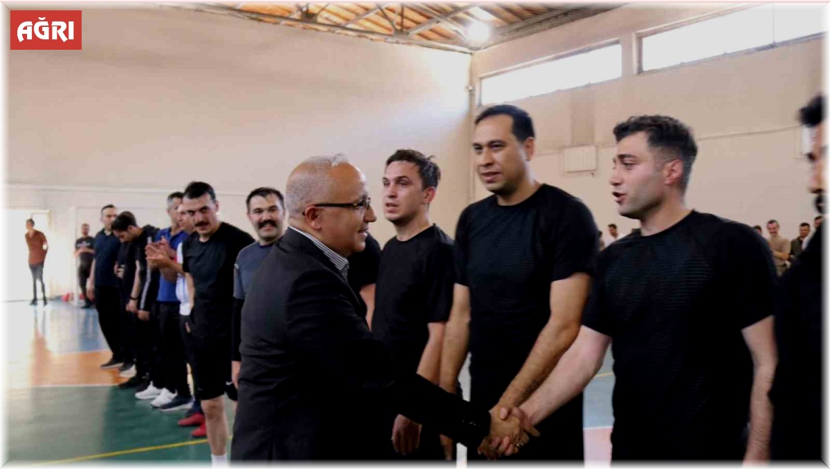 Ağrı'da Polis Futsal Turnuvası tamamlandı