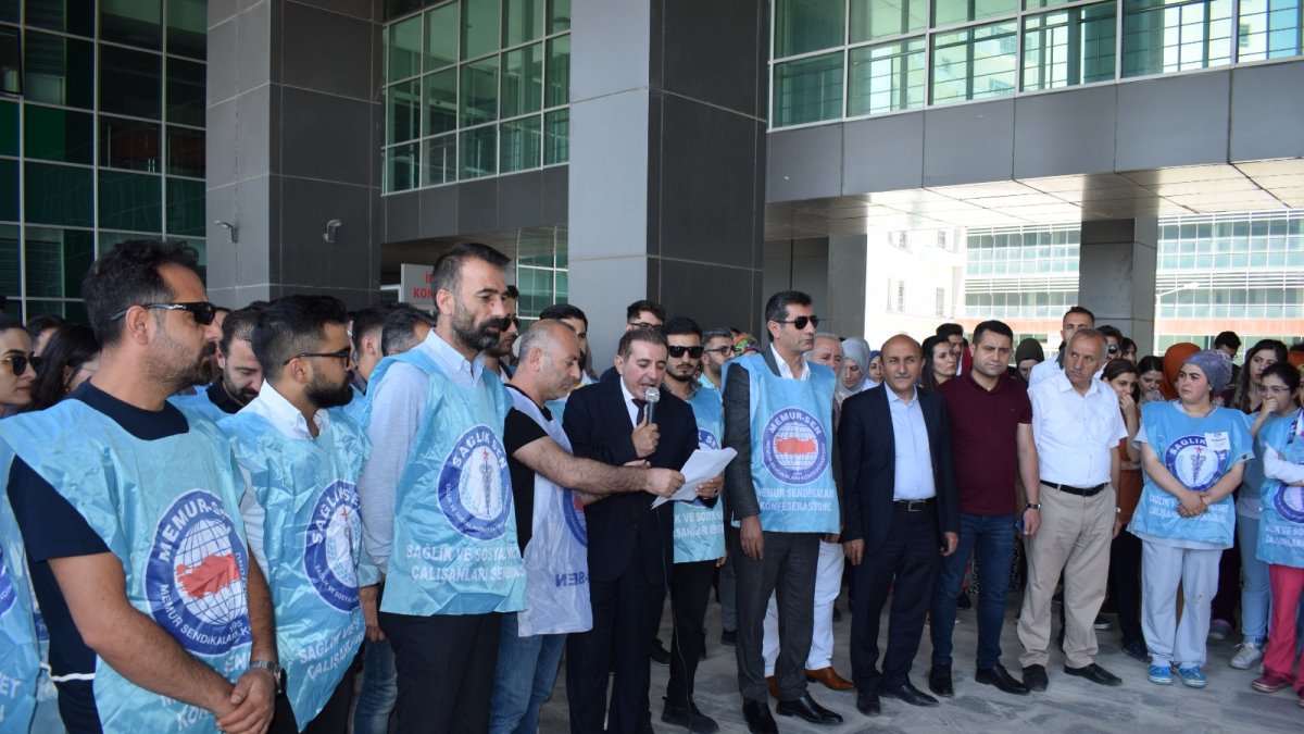 Ağrı'da sağlık çalışanlarından Dr. Ekrem Karakaya'nın öldürülmesine tepki