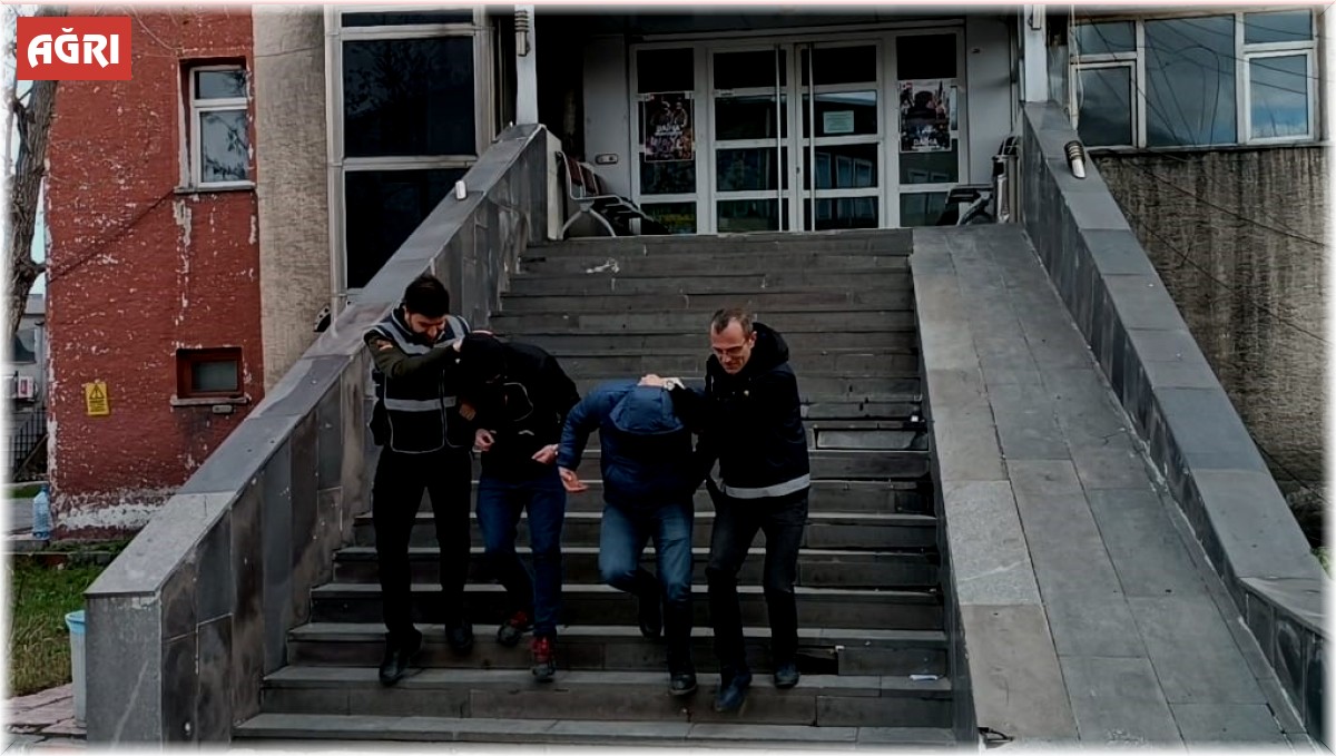 Ağrı'da telefon hırsızları tutuklandı