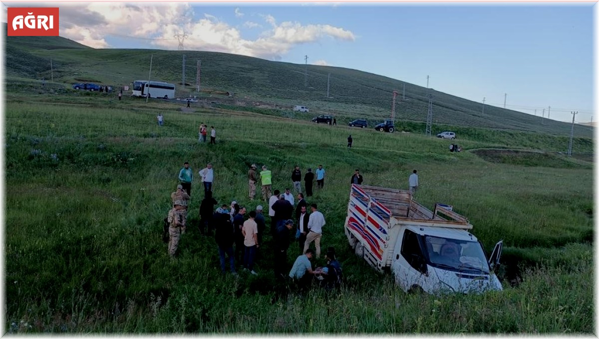 Ağrı'da trafik kazaları: 2'si ağır 18 yaralı