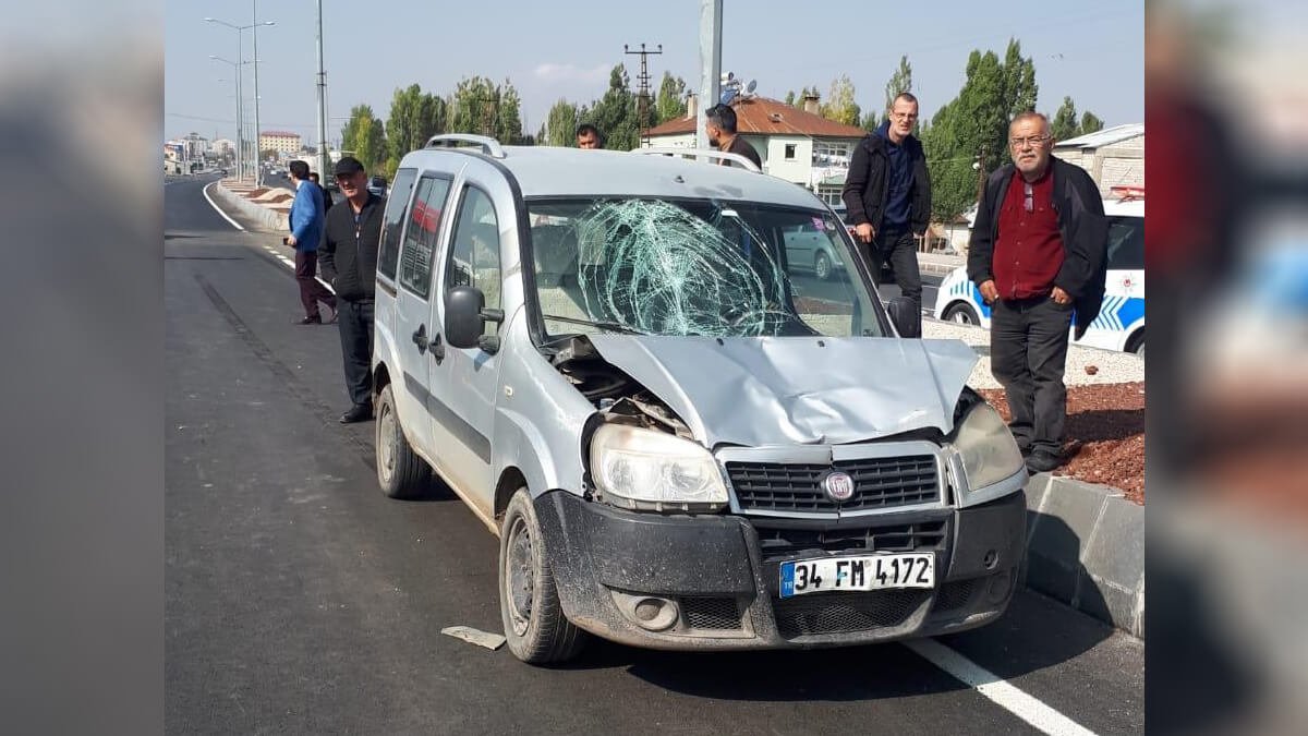 Ağrı'da trafik kazası; 1 ölü, 1 yaralı