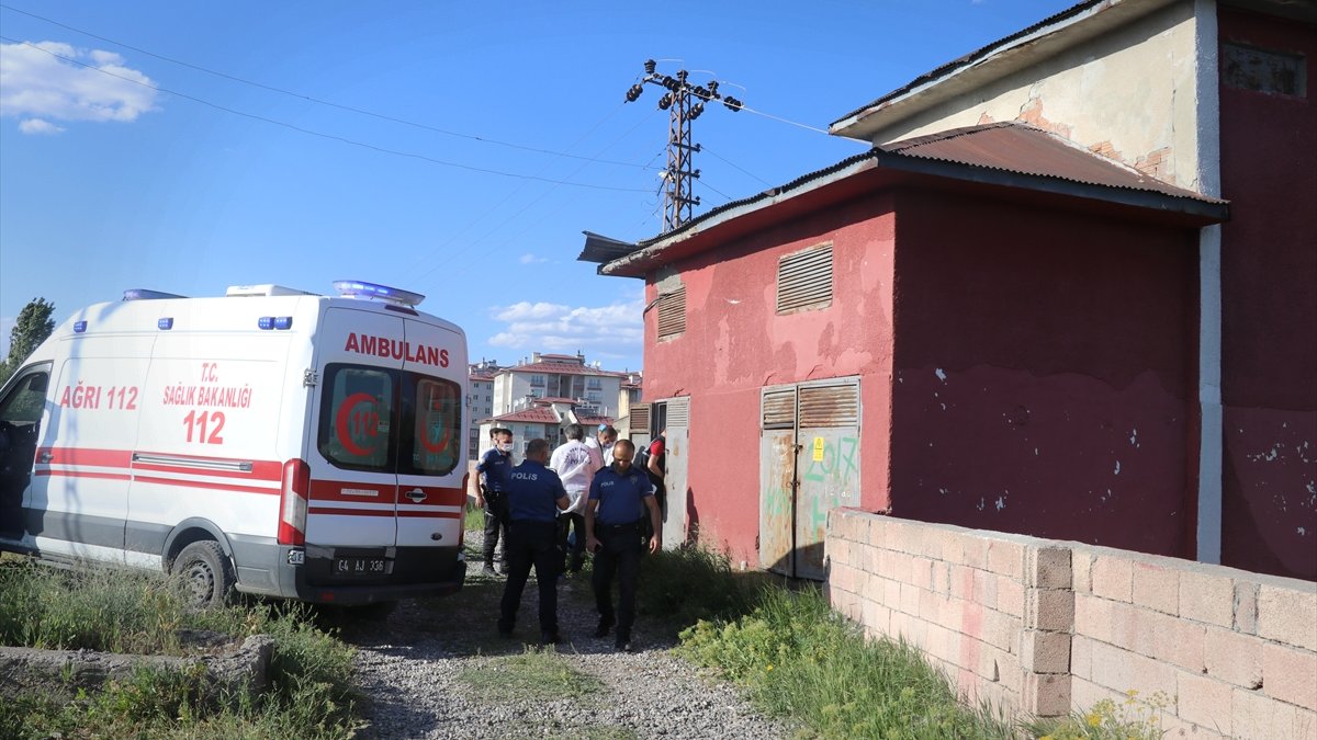 Ağrı'da trafoya girdiği iddia edilen kişi akıma kapılarak öldü