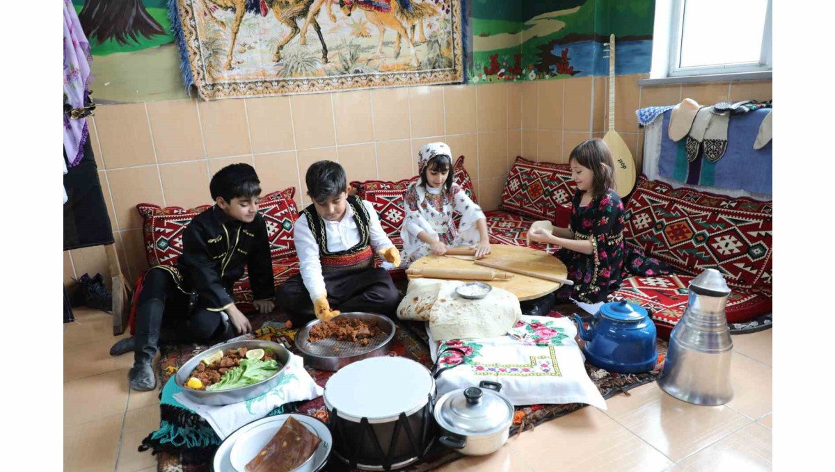 Ağrı'da Tutum, Yatırım ve Türk Malları Haftası etkinliği düzenlendi