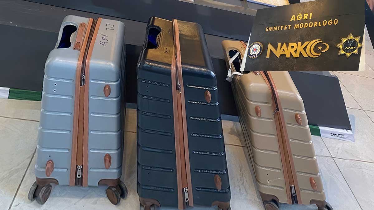 Ağrı'da Valiz Tabanına Gizlenen 8 Kilo 150 Gram Metamfetamin Ele Geçirildi