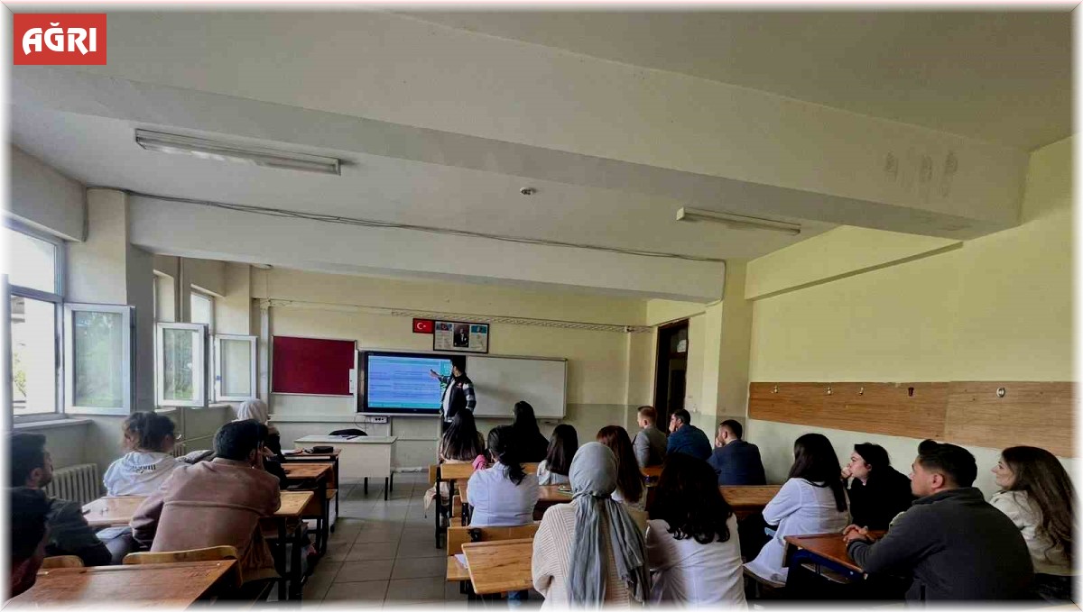 Ağrı'da vatandaşlar narkotik alanında bilgilendirildi