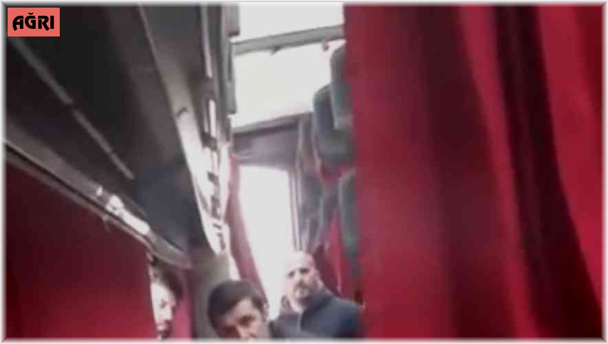 Ağrı'da yolcu otobüsü devrildi: 12 yaralı