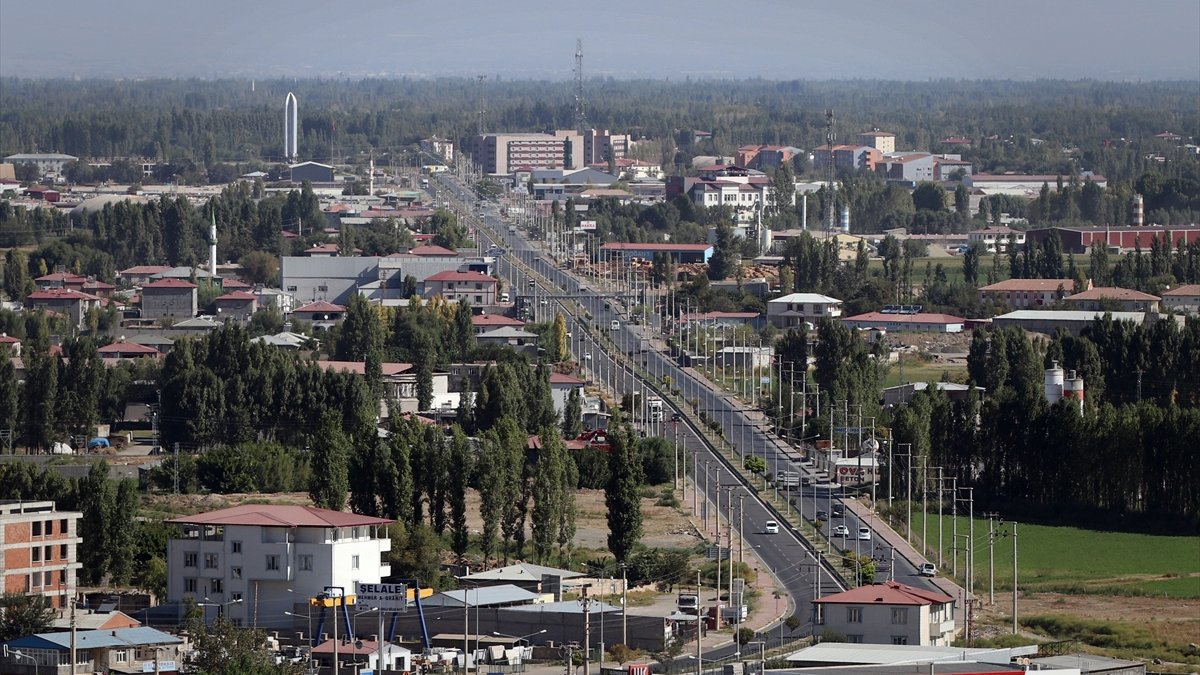 Ağrı Dağı ve Iğdır helikopterden görüntülendi