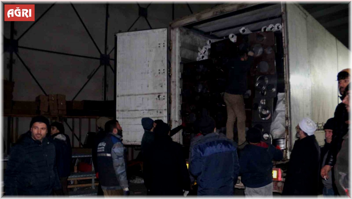 Ağrı'dan sekizinci yardım tırı afet bölgesine gönderildi