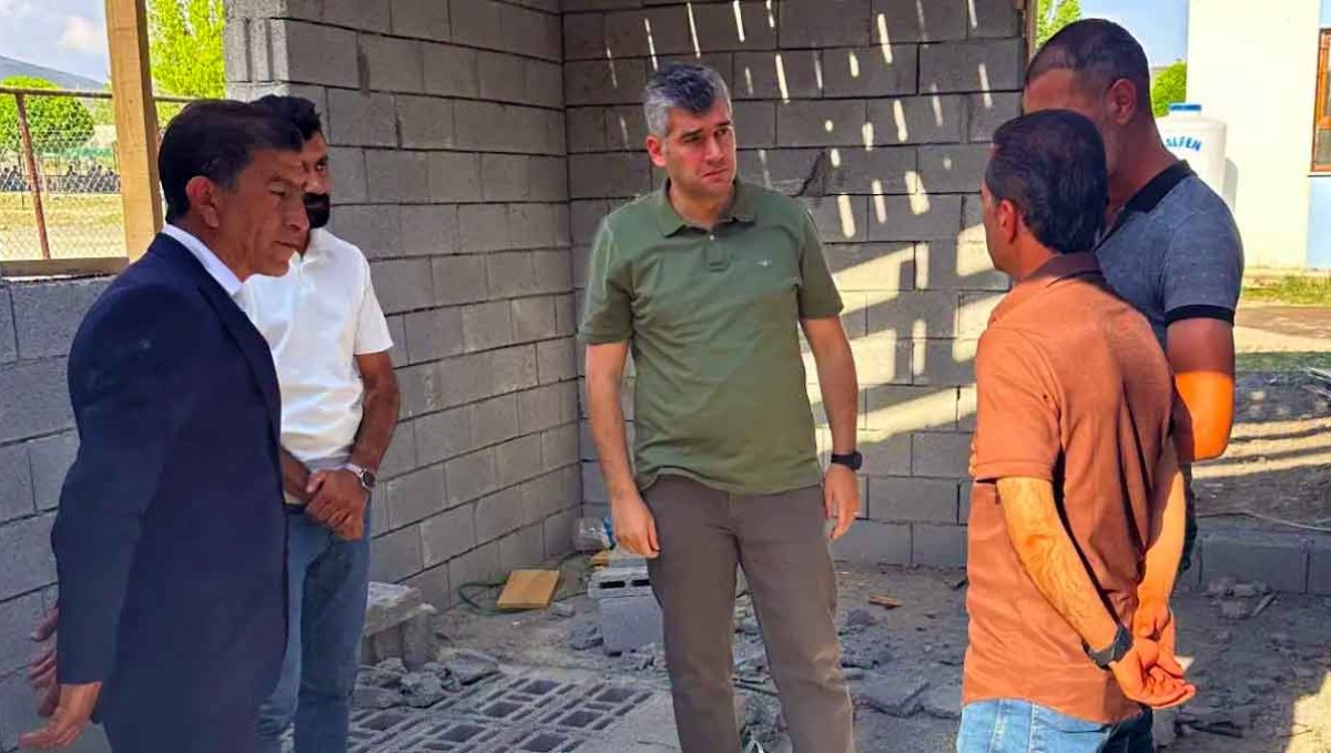 Ağrı Diyadin'de S.S. Kadın Girişimi Kooperatifi İnşaatını Kaymakam Furkan Korkusuz İnceledi