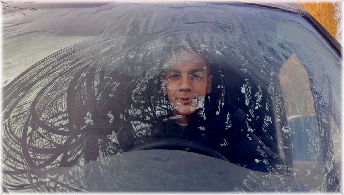 Ağrı dondu, araçlar buz tuttu