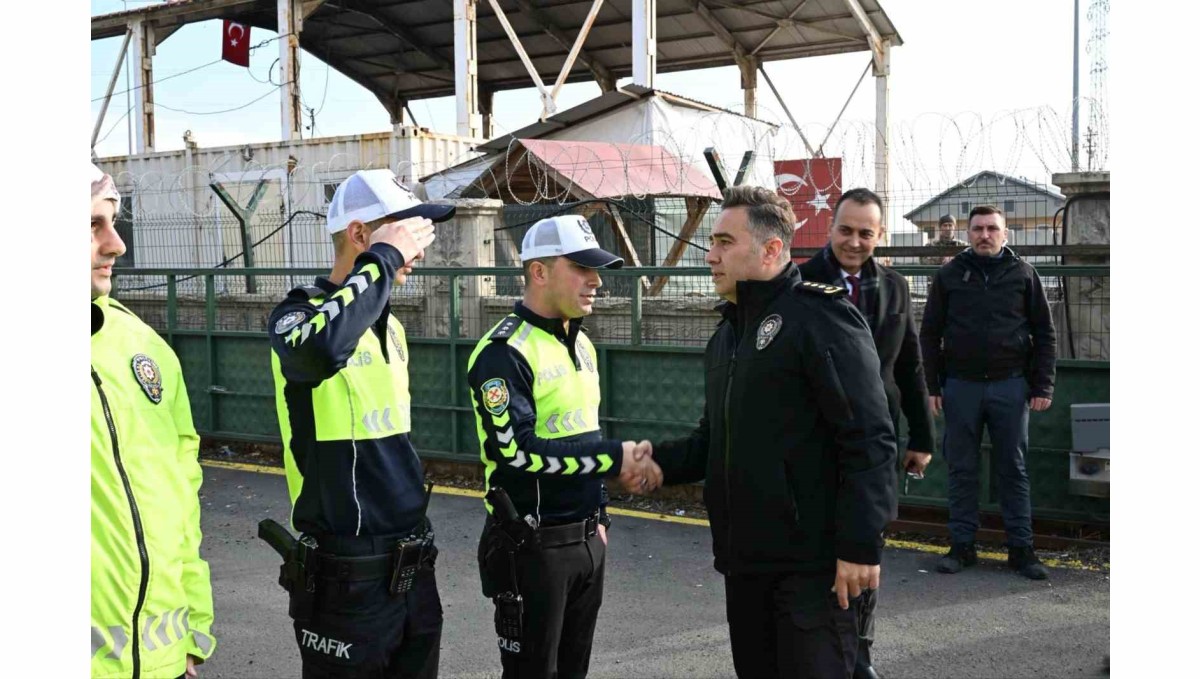 Ağrı Emniyet Müdürü Önder, trafik denetimlerini inceledi