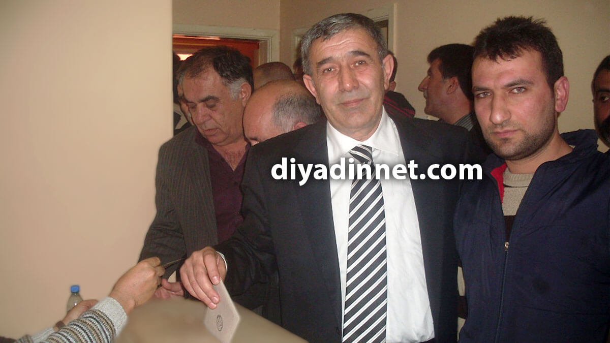Ağrı Esnaf ve Sanatkarlar Odası (2010) seçiminde Hayati Aydemir 243 oyla güven tazeledi