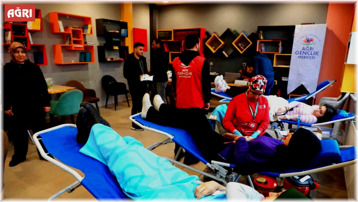 Ağrı Gençlik Merkezi'nde kan bağışı kampanyası