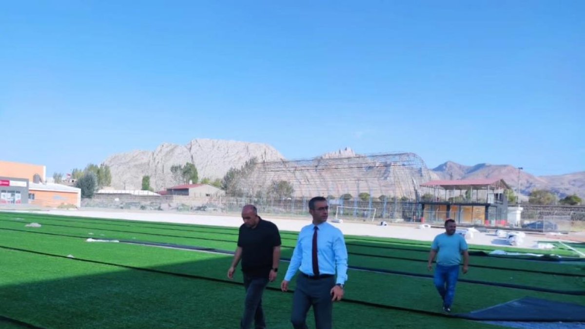 Ağrı Gençlik ve Spor İl Müdürü Din, Doğubayazıt'taki yatırımları inceledi