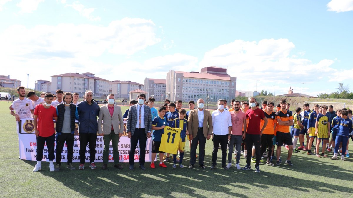 Ağrı GSİM’den Amatör Kulüplere Malzeme Desteği