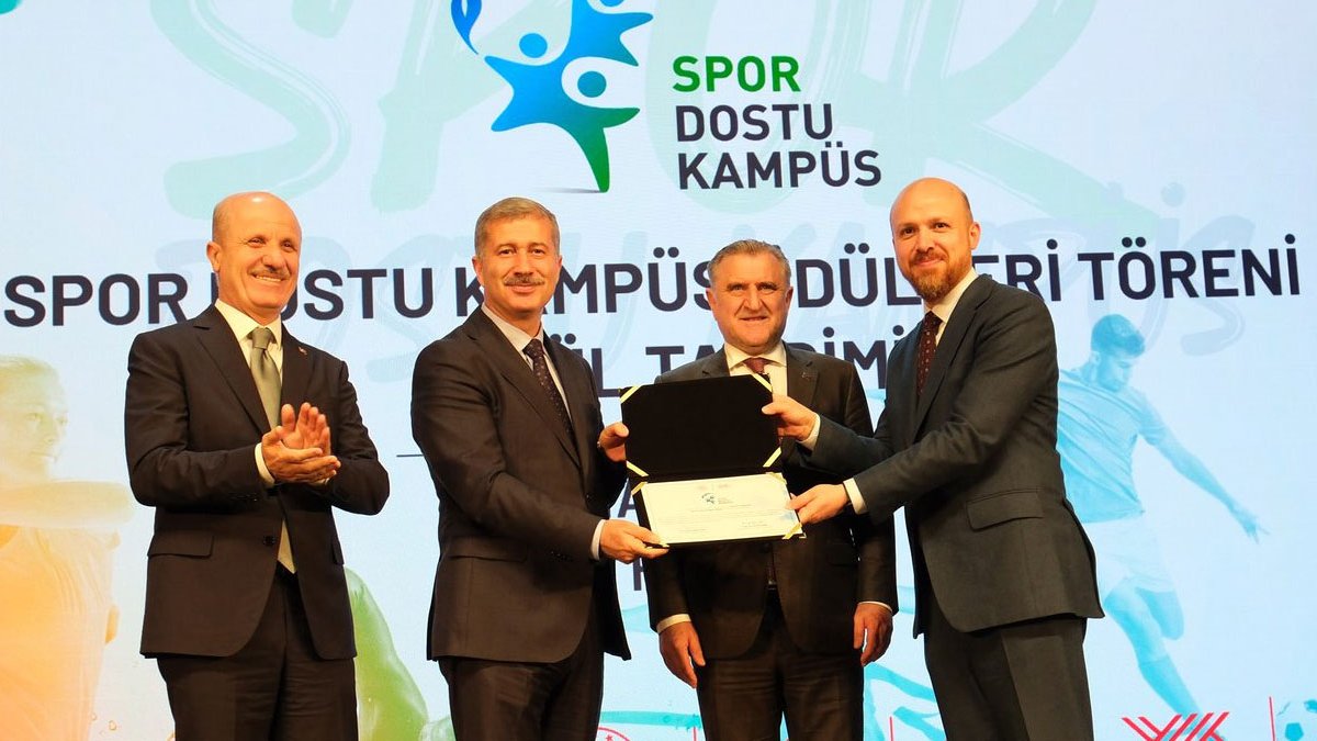 Ağrı İbrahim Çeçen Üniversitesi'ne "Spor Dostu Kampüs" unvanı